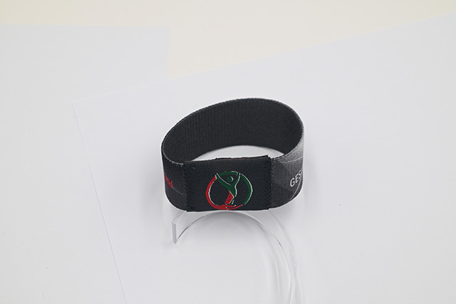 pvc會(huì)員卡是中小規(guī)模用戶(hù)應(yīng)用廣泛的一種材料